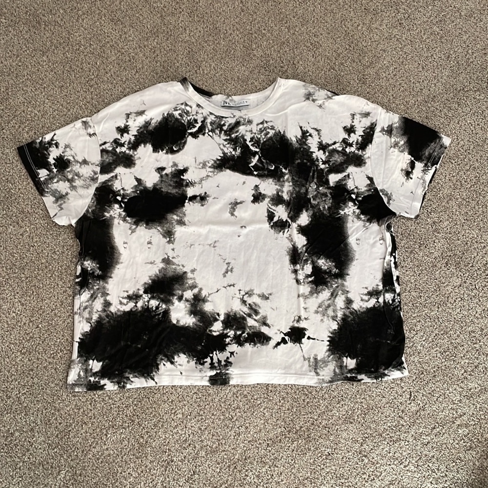 Zara White and Black Splashed Tee
